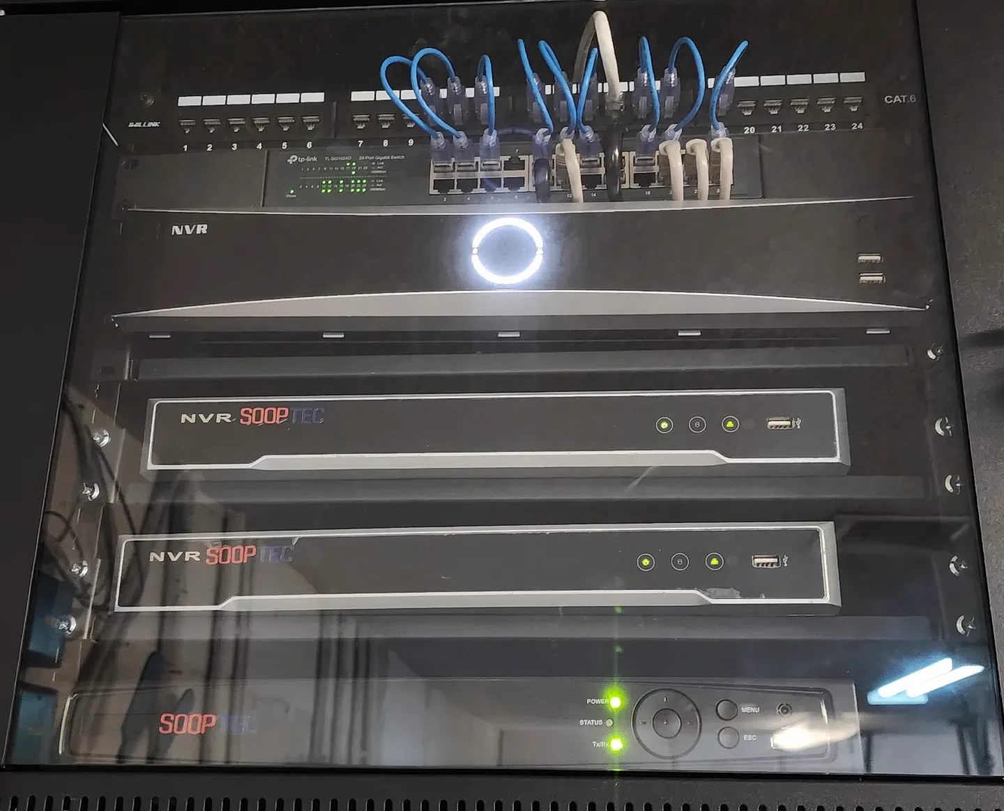 SOOPTEC NVR and network switch rack